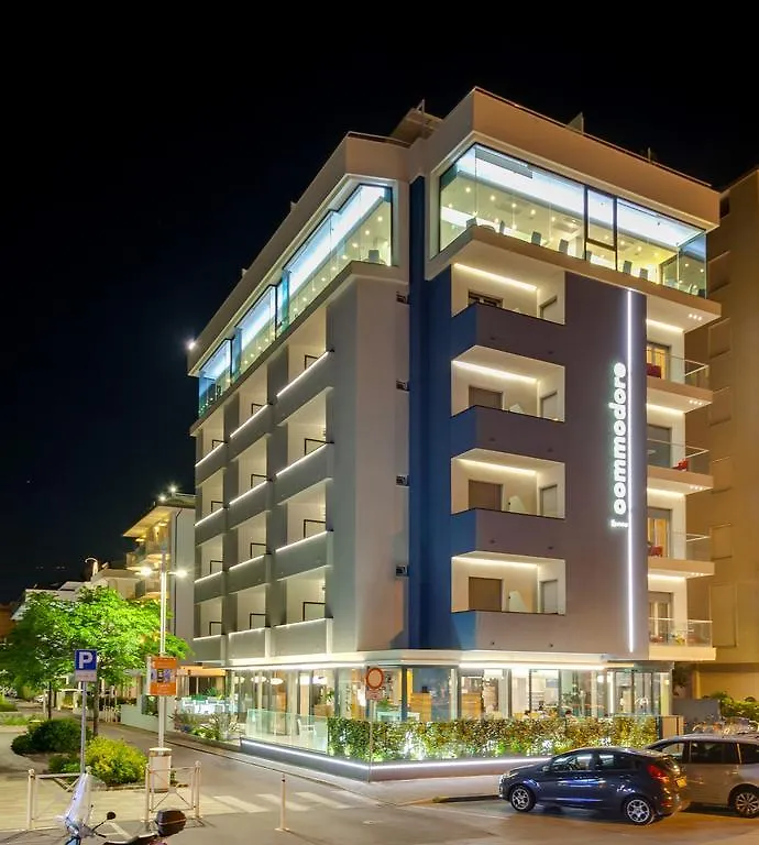 Hotel Commodore Riccione 3*,