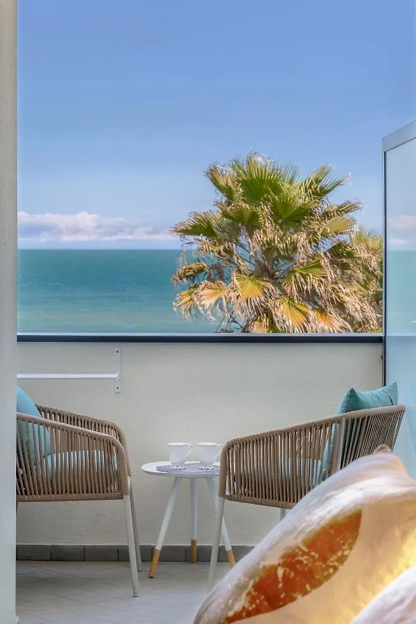 Hotel Commodore Ριτσιόνε