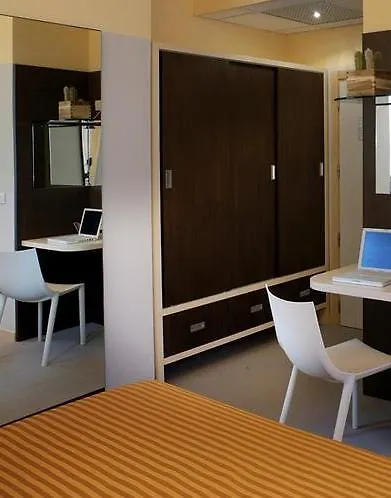 Hotel Commodore Ριτσιόνε